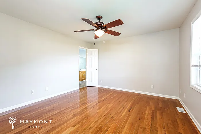 101 Luke Ct — Photo 9