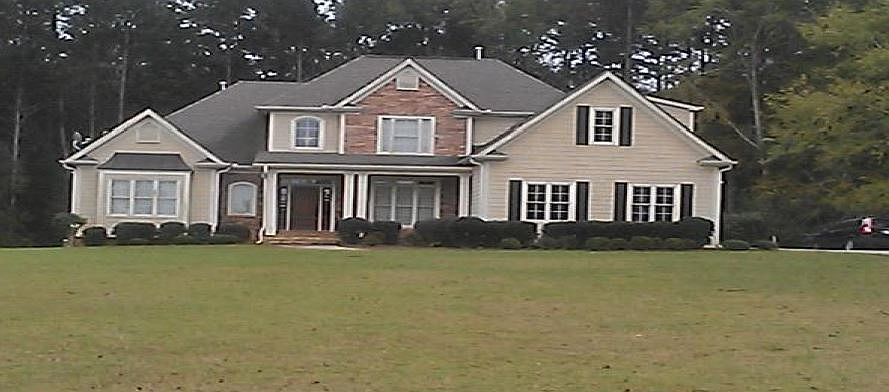 1st image of 75 Lake Park Ct