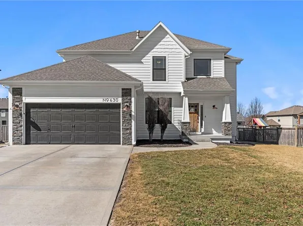 630 N Laurel St, Gardner, KS 66030