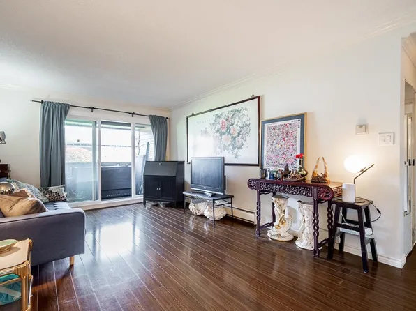 3411 Springfield Dr #107, Richmond, BC V7E 1Z1