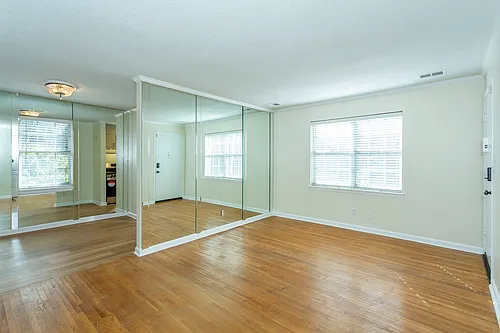 2053 Montreat Cir #2053 Photo 1