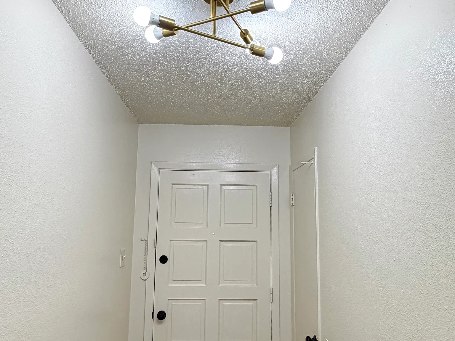 3 bed, 1500 sqft, $1,750 — Photo 4