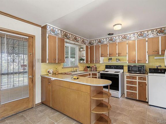 5th image of 5845 W 37th Avenue