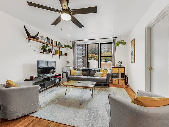 3rd image of 2860 Bailey Ave APT 5D