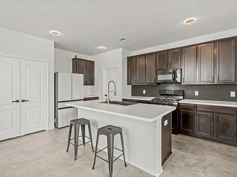 21215 Catalina Palm Dr — Photo 8