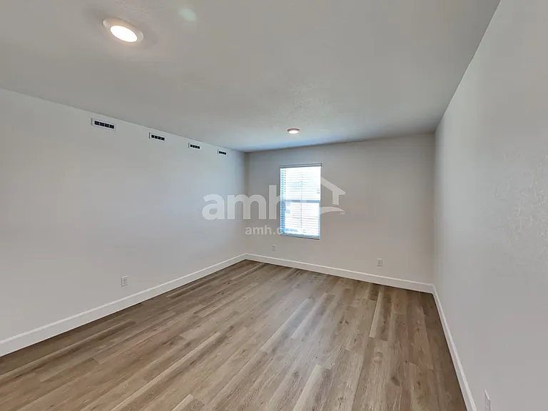 10433 Bar Harbor St — Photo 16