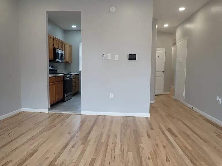 982 Dumont Ave #2 — Photo 4