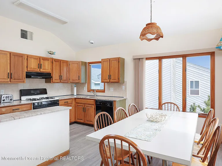 1 New Jersey Ave #2 — Photo 14