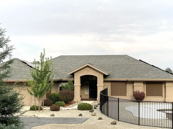 15155 Mountain Shadows Dr, Redding, CA 96001