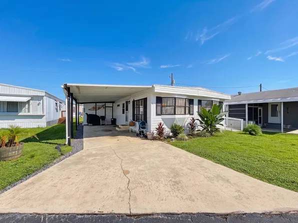 76 Palm Dr, Winter Haven, FL 33881