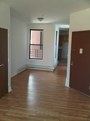 Rented by Bloom Real Estate Group | media 19