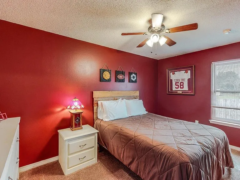 1054 Northview Dr — Photo 46