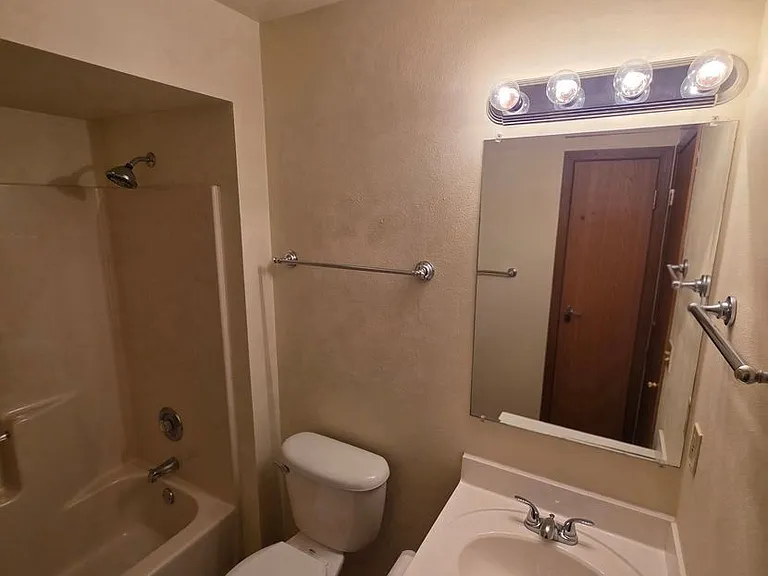 6315 Garrett Ln — Photo 58