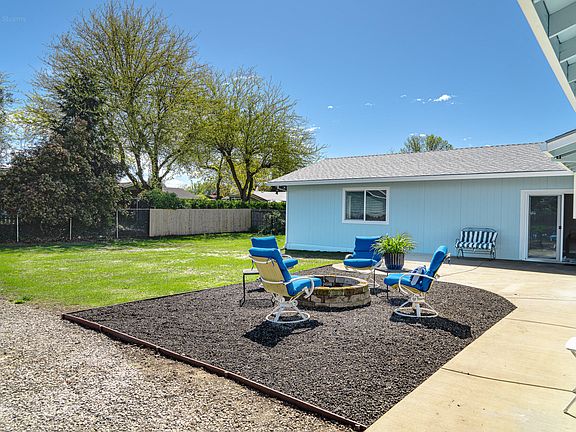 5th image of 3086 Marilee St