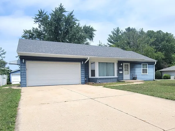 520 Grover Ave, Ottawa, IL 61350