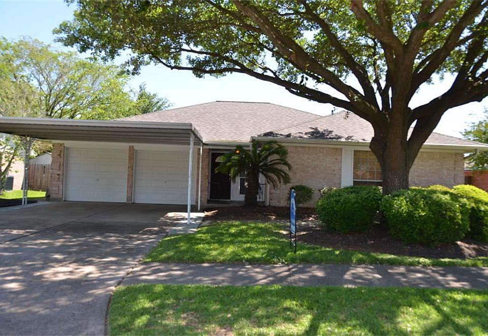 1st image of 2813 Parkglen St