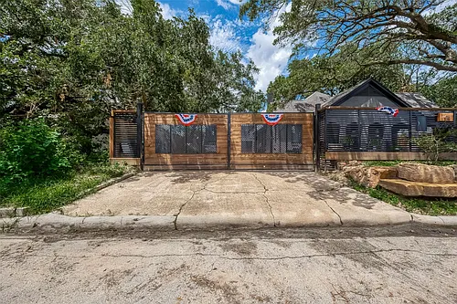 415 Fairbanks Garage St #A Photo 1