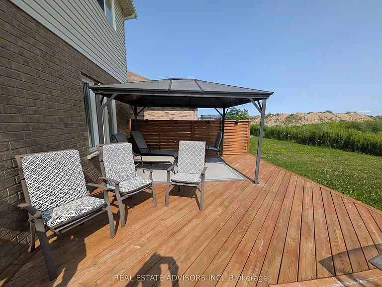 1364 Caen Ave — Photo 23