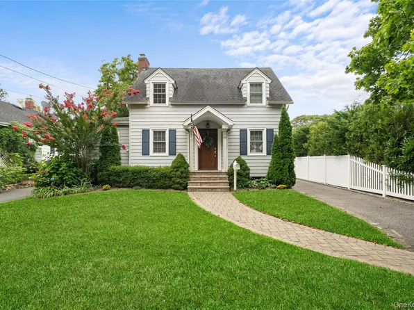 68 Prospect Street, Amityville, NY 11701