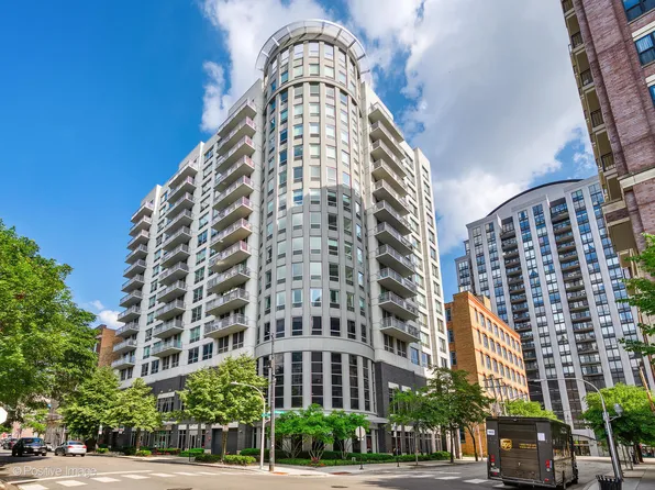 421 W Huron St APT 1005, Chicago, IL 60654