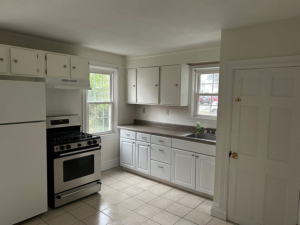 2nd image of 10 State St #1