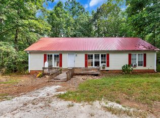 109 Killam Ln, Westminster, SC 29693