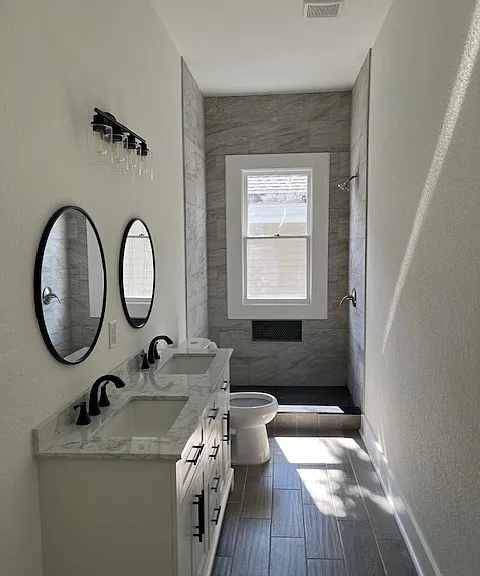 1252 Hubbard St #1-3-4 — Photo 3