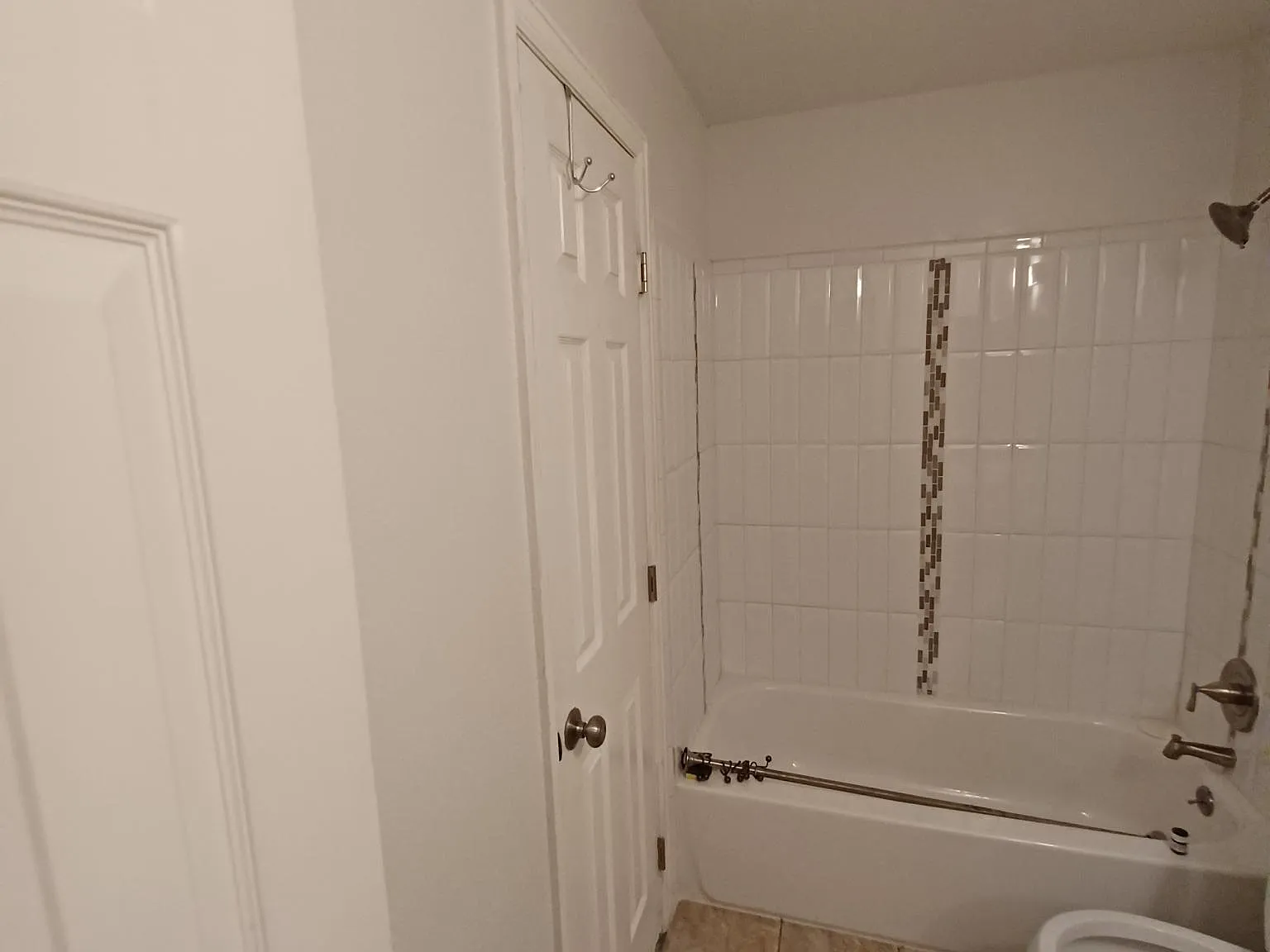 16051 E Alaska Pl — Photo 3