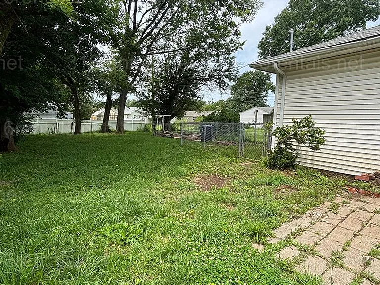1423 N Terrace Dr — Photo 13