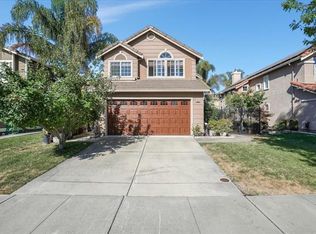 9385 Lariat Dr, Gilroy, CA 95020