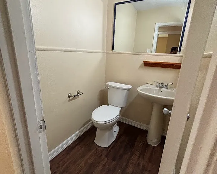 408 Maple St — Photo 4