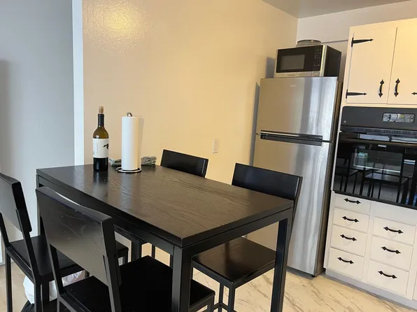 1961 Clay St #202, San Francisco, CA 94109