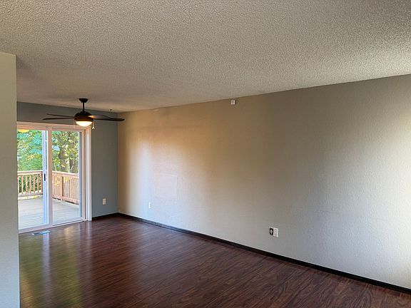 3rd image of 15433 SE 177th Pl