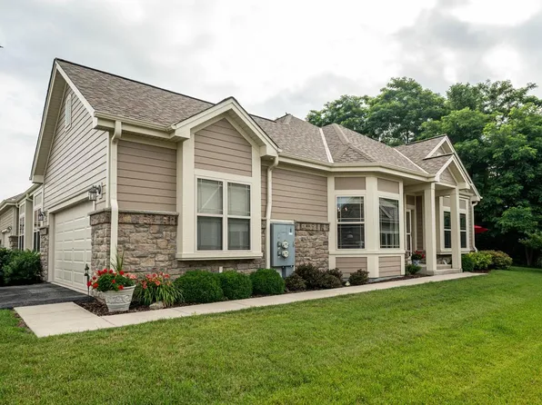 11679 West Willow COURT, Greenfield, WI 53228