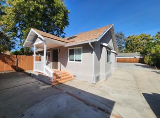 1569 Locust St, Pasadena, CA 91106