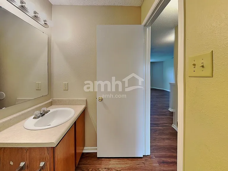 6838 W Stansbury Blvd — Photo 13