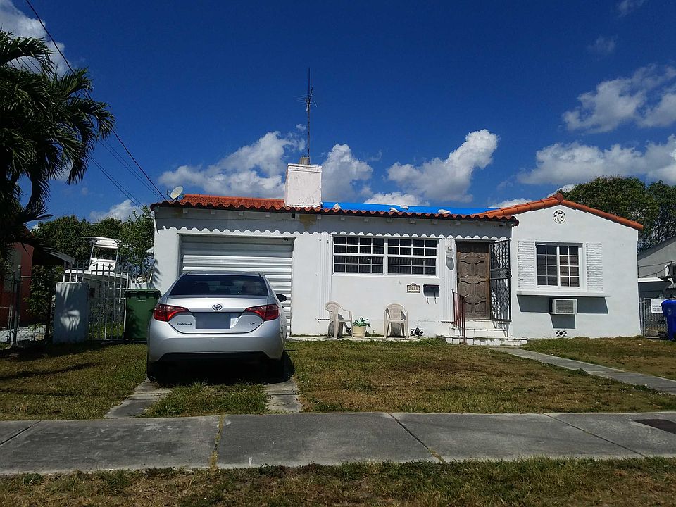 2nd image of 2831 NW 4th St