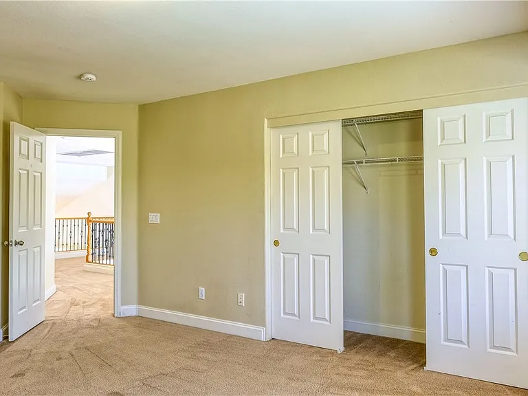 3924 Royal Scots Ave — Photo 34