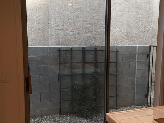 3rd image of 736 Homewillow Ave