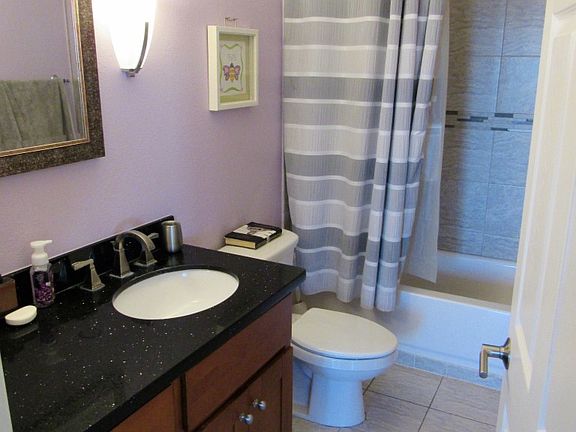 5th image of 600 W 9th St APT 1401