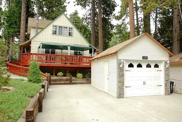 1st image of 2397 Palo Alto Way