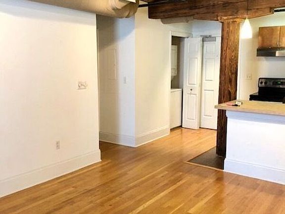 3rd image of 15 S 15th St APT 2A