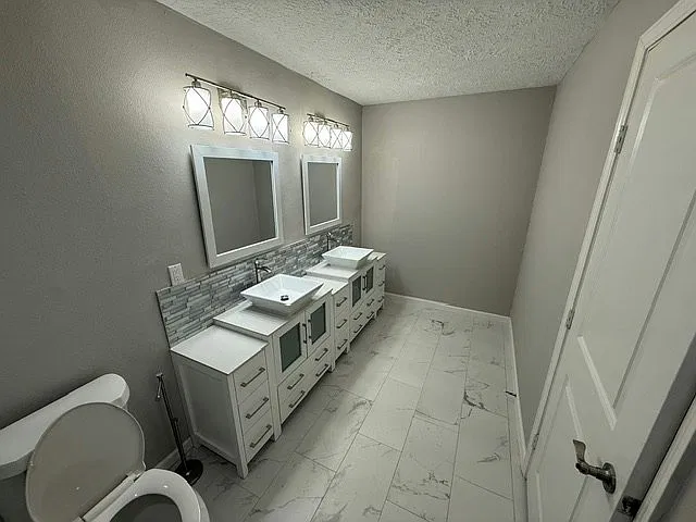 2505 Ewell Dr — Photo 3