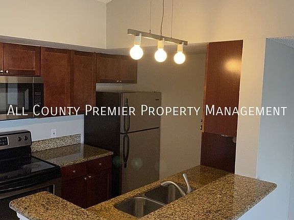 5th image of 5116 Conroy Rd #427