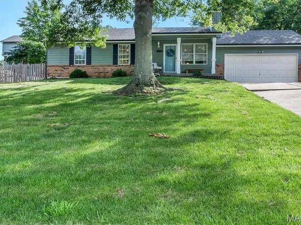 1728 Bayberry Ln, Barnhart, MO 63012