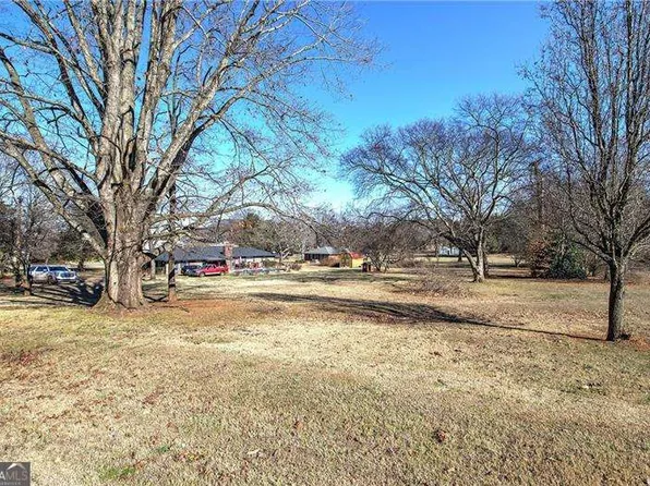 38 Brookwood Dr, Cartersville, GA 30120