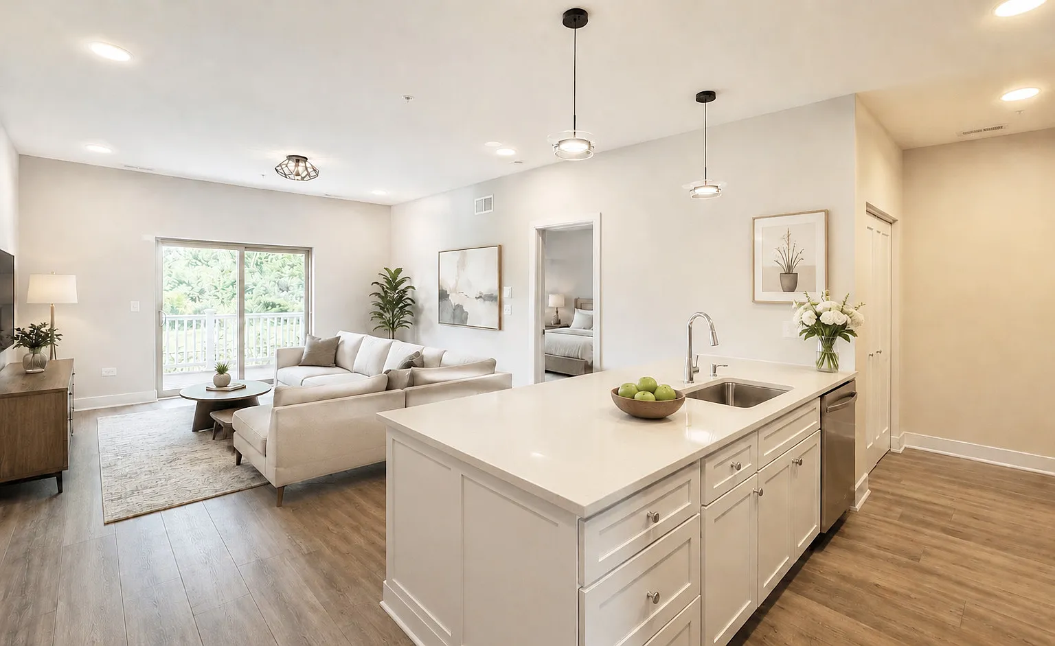 4 bed, 2.5 bath, 1805 sqft, $4,200 — Photo 4