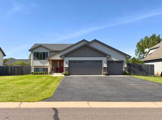 7958 384th Trl, North Branch, MN 55056