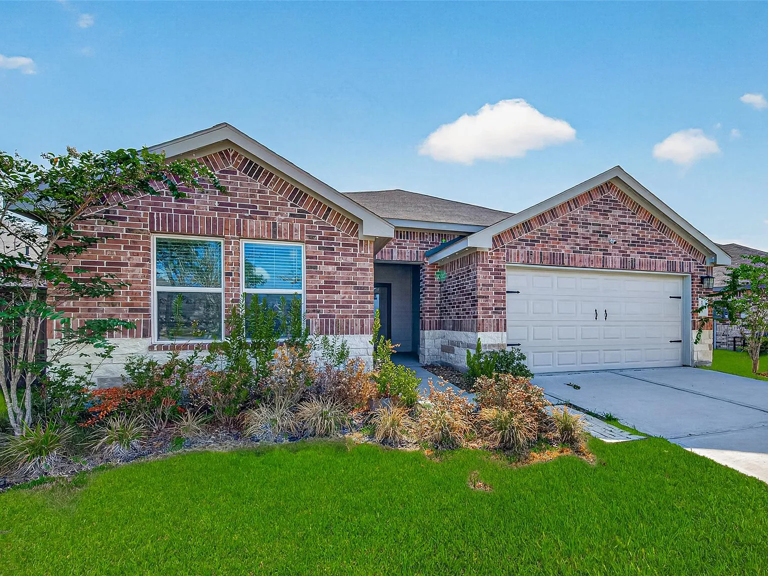 4 bed, 2.0 bath, 1791 sqft, $1,895 — Photo 4