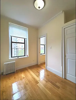 Rented by Nest Seekers International | media 6